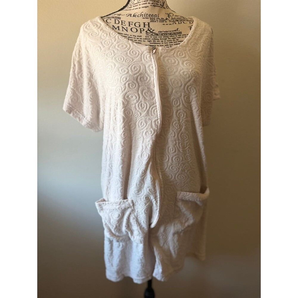 Vintage 90’s Y2K DELICATES SPA Terry Cloth Zipper Robe Cream